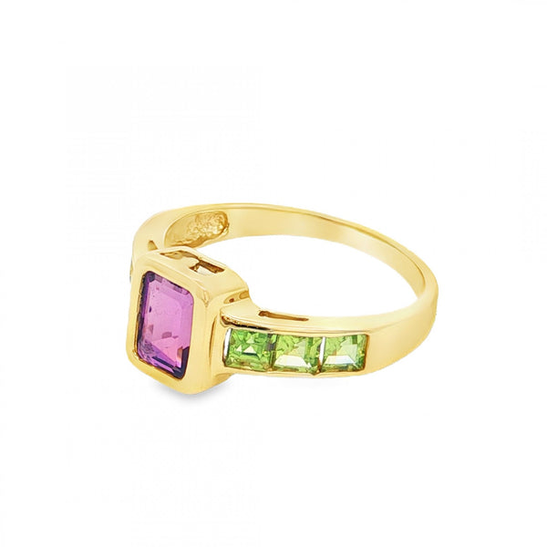 9ct Yellow Gold Amethyst & Peridot Ring - Size Q - 2.6g