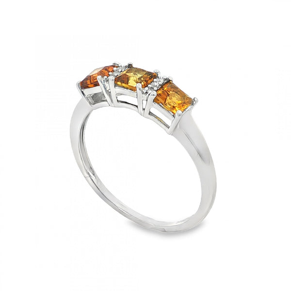 9ct White Gold Citrine & Diamond Trilogy Ring - Size S - 2.4g