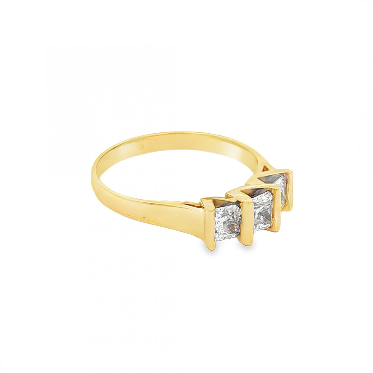 9ct Yellow Gold Princess CZ Trilogy Ring - Size K½ - 2.2g