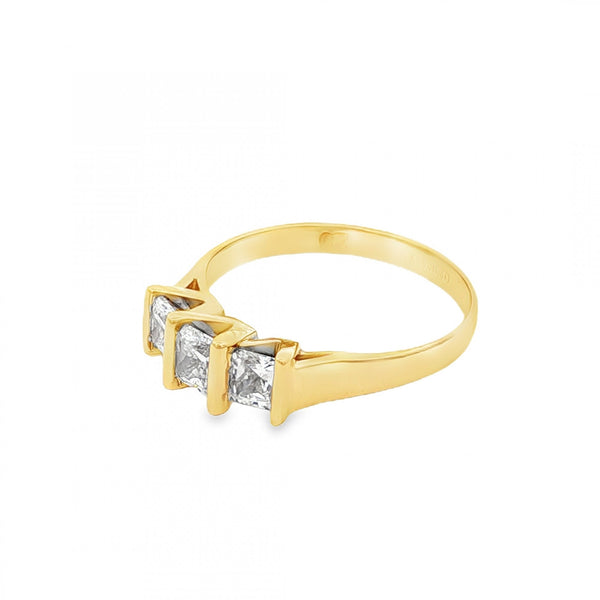 9ct Yellow Gold Princess CZ Trilogy Ring - Size K½ - 2.2g
