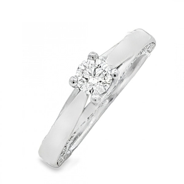 18ct White Gold Diamond Engagement Ring - Size J½ - 1.00ct
