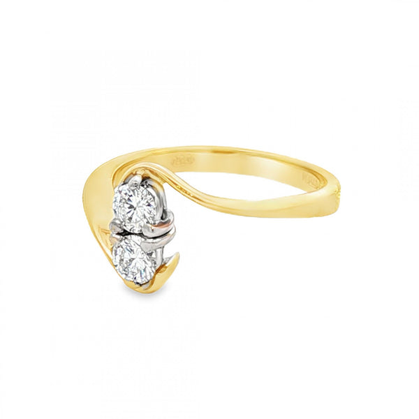 18ct Yellow Gold Two-Stone Twist Diamond Ring - Size H - 0.28ct