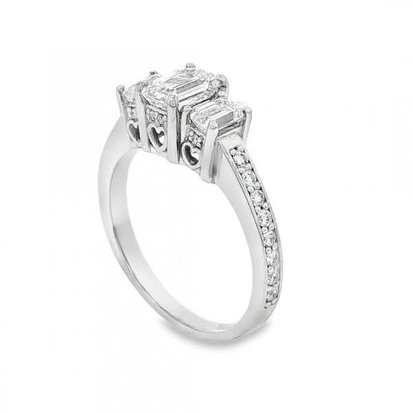 950 Platinum Diamond Trilogy Ring - Size L - 1.33ct