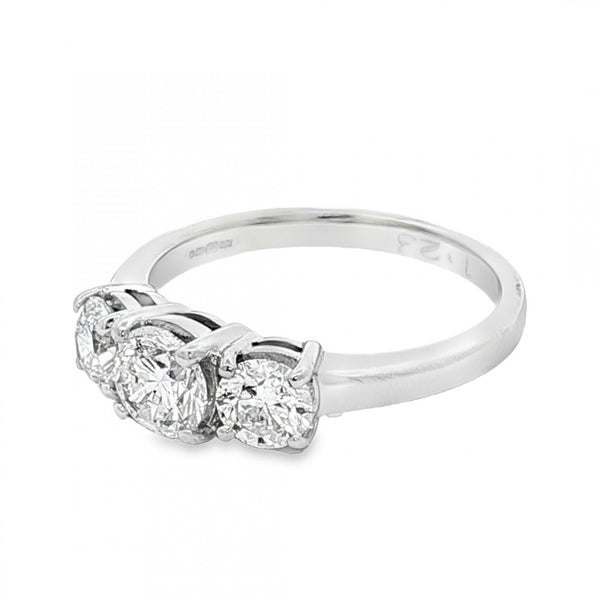 18ct White Gold Diamond Trilogy Ring - Size L - 1.23ct