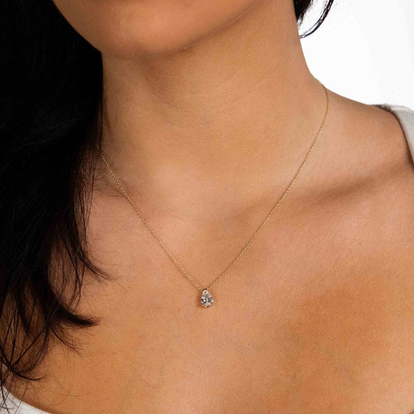 1.00ct Yellow Gold Pear-Cut Diamond Pendant & Chain - D/E/VS1