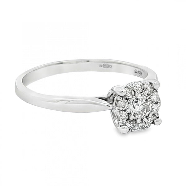 9ct White Gold Diamond Halo Cluster Ring - Size R - 0.37ct