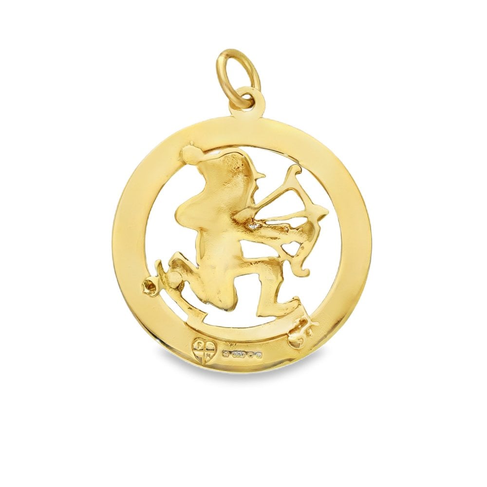 9ct Yellow Gold Robin Hood Pendant - 24x27x2mm - 2.3g
