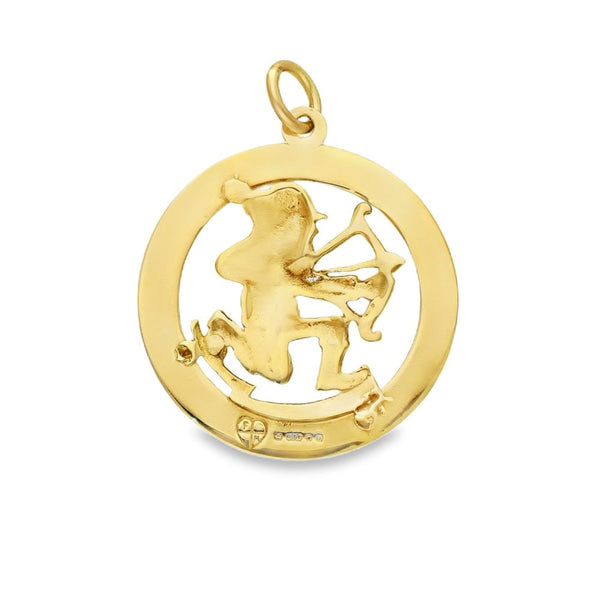 9ct Yellow Gold Robin Hood Pendant - 24x27x2mm - 2.3g