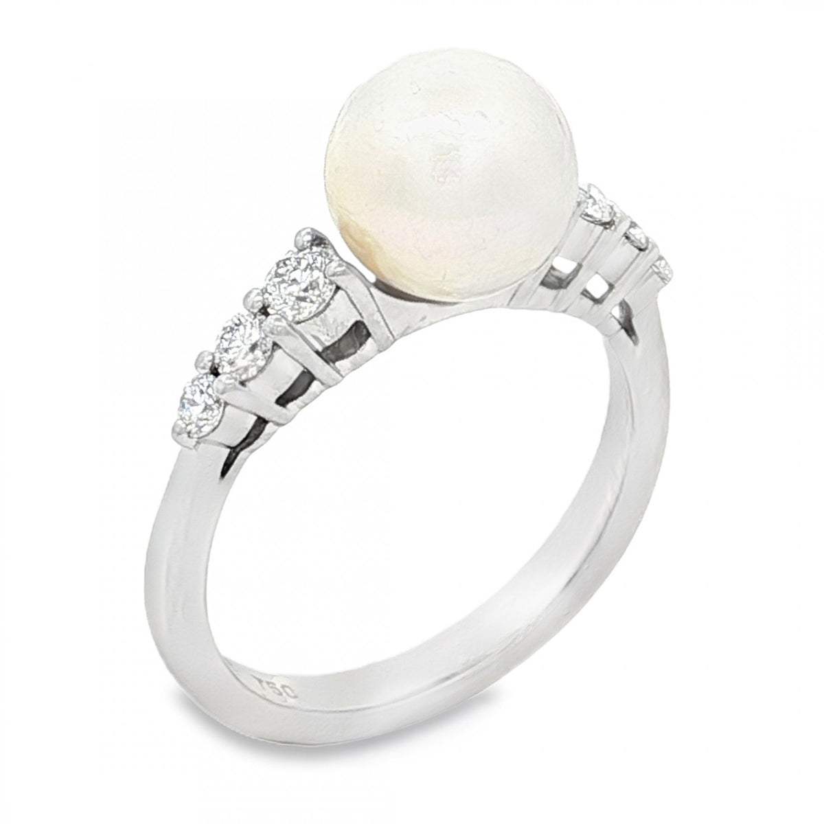 18ct White Gold Pearl & Diamond Ring - Size M - 0.30ct