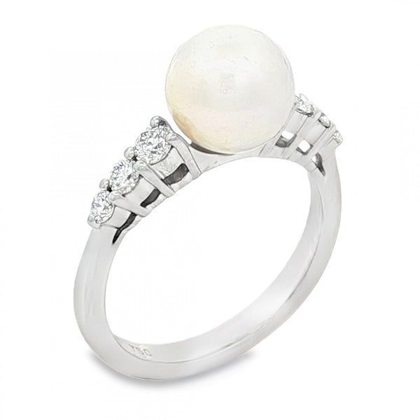 18ct White Gold Pearl & Diamond Ring - Size M - 0.30ct