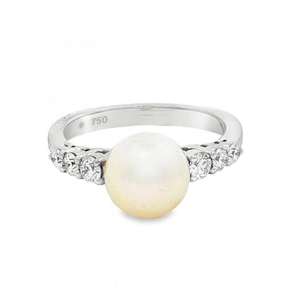 18ct White Gold Pearl & Diamond Ring - Size M - 0.30ct