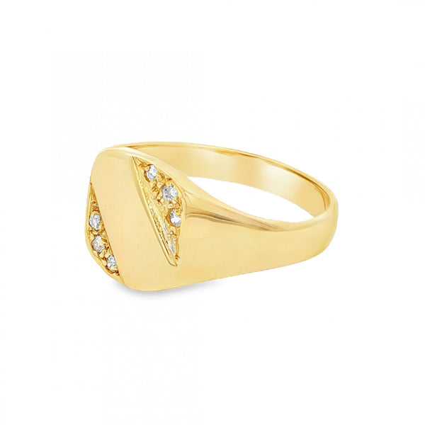 9ct Yellow Gold Diamond Signet Ring - Size Q½ - 0.06ct