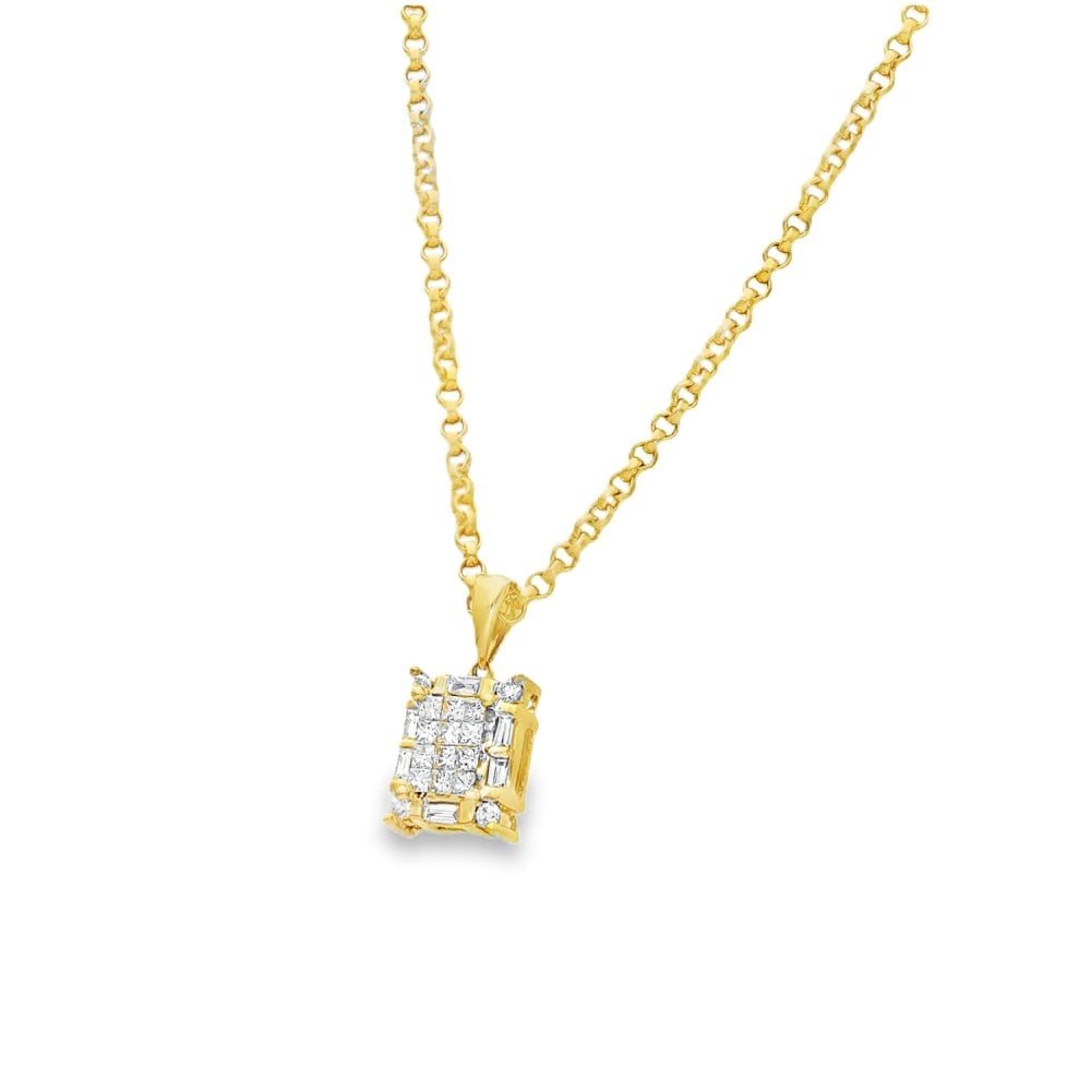 18ct Yellow Gold Diamond Cluster Pendant & Necklace -17" -0.60ct