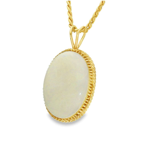 9ct Yellow Gold Oval Opal Pendant & Necklace - 24" - 12.3g