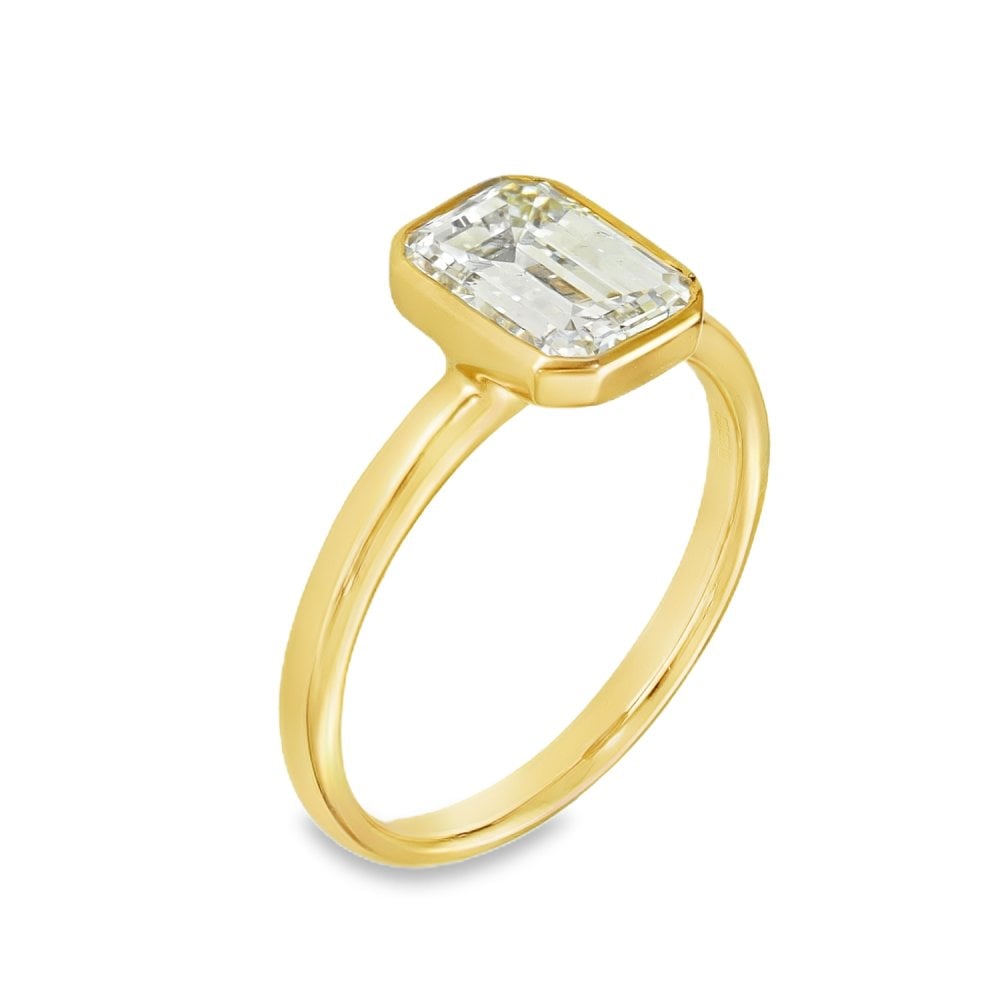 18ct Yellow Gold Diamond Engagement Ring - Size L½ - 1.80ct
