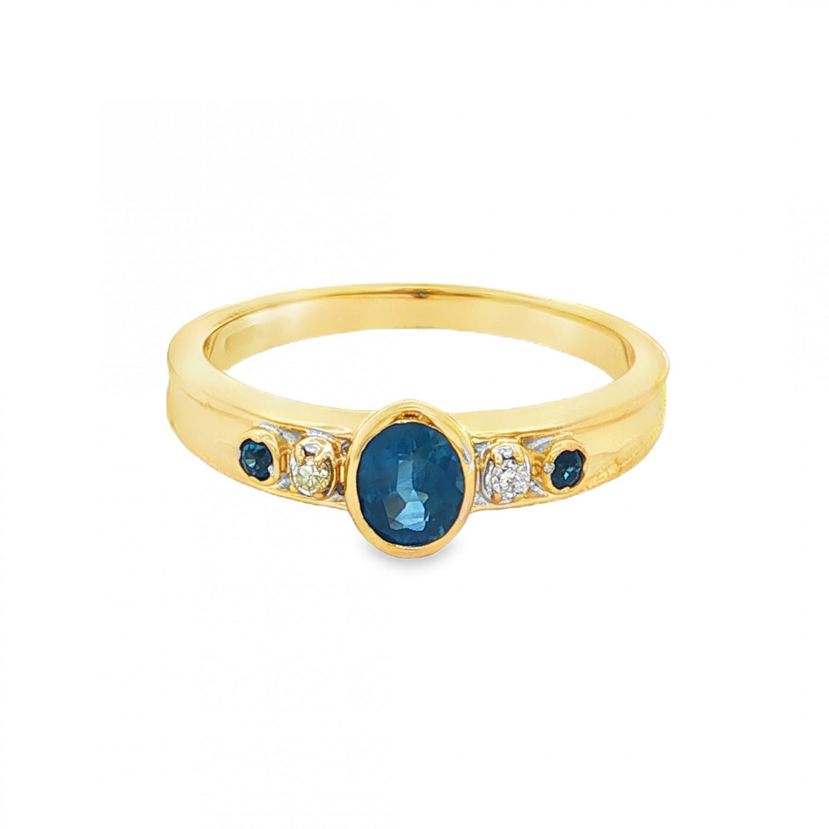 9ct Yellow Gold Sapphire & Diamond Ring - Size O - 0.53ct