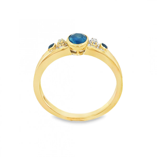 9ct Yellow Gold Sapphire & Diamond Ring - Size O - 0.53ct