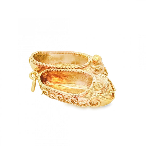 9ct Yellow Gold Slippers Charm - 19x23x11mm - 6.6g