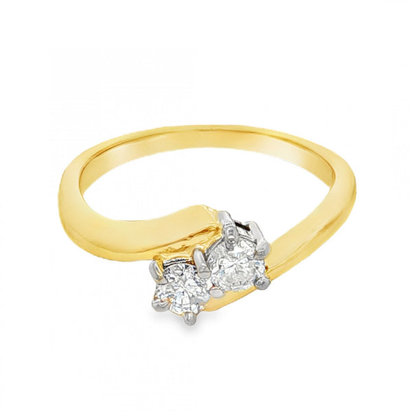 18ct White Gold Diamond Twist Ring - Size K½ - 0.30ct