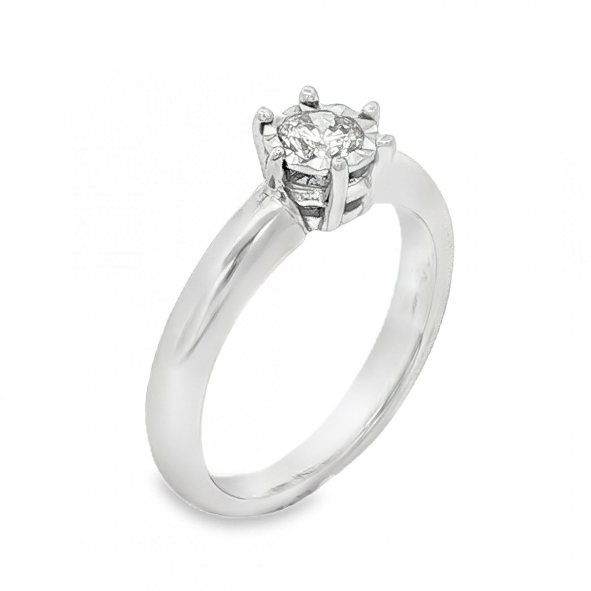 18ct White Gold Illusion-Set Diamond Engagement Ring - 0.30ct