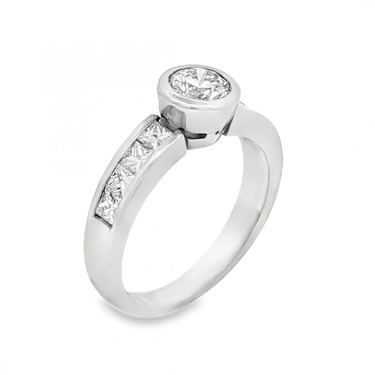 950 Platinum Diamond Engagement Ring - Size H - 0.83ct
