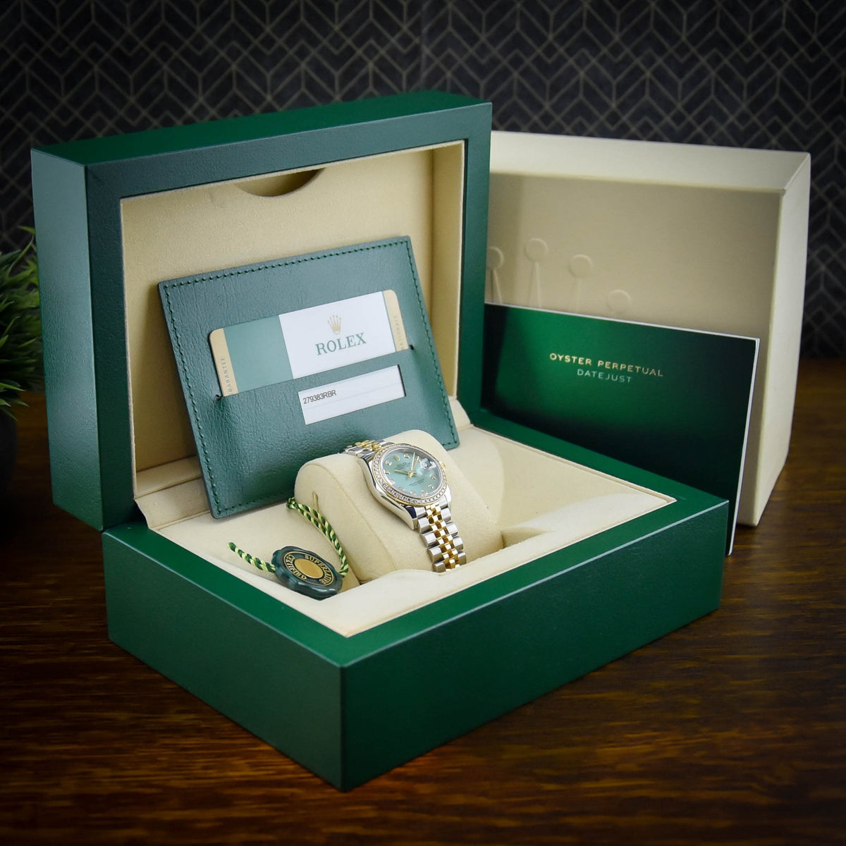 Datejust 279383RBR – Mint Green Diamond Dial – 2018