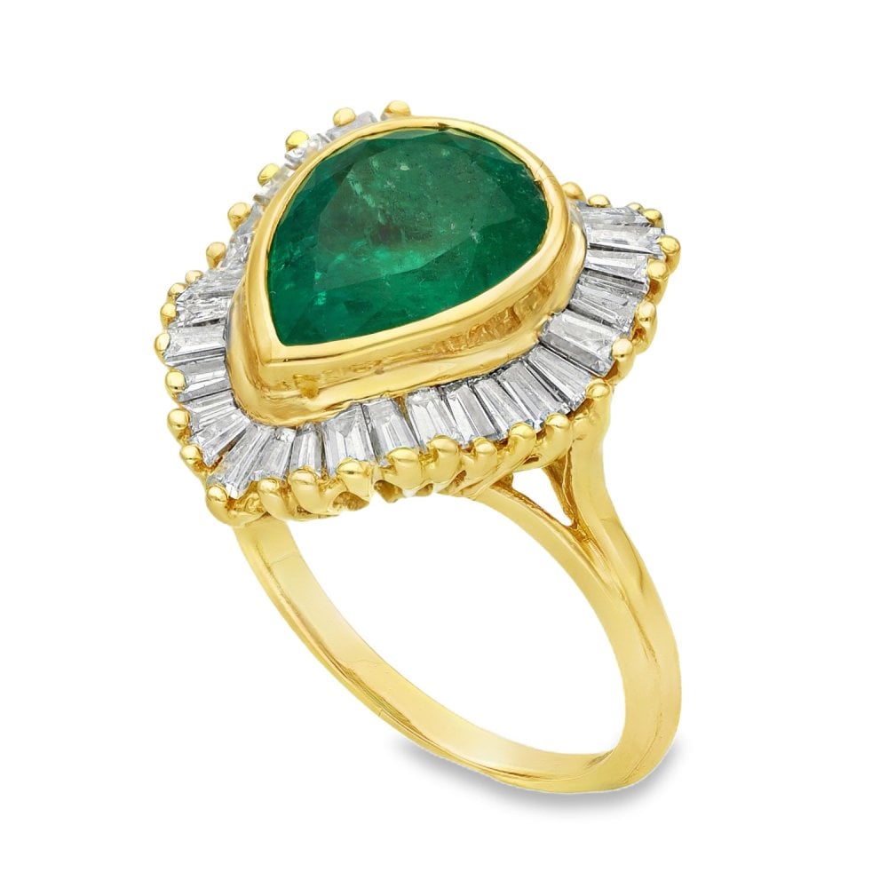 18ct Yellow Gold Emerald & Diamond Cluster Ring -Size P½ -1.70ct