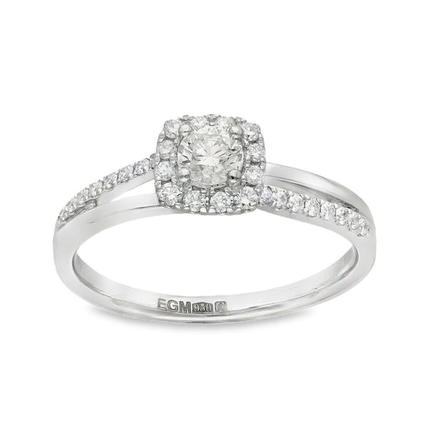950 Platinum Diamond Cluster Ring - Size Q - 0.57ct