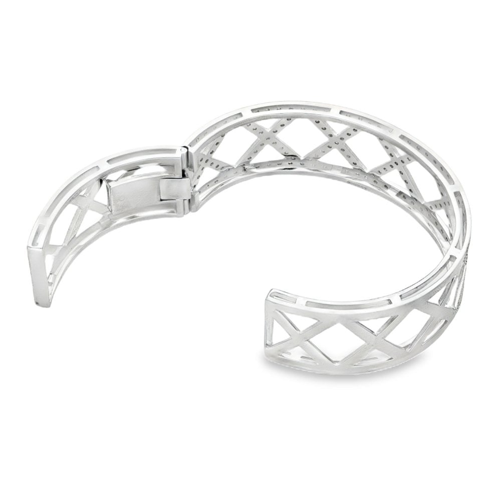 18ct White Gold Diamond Cross Bangle - 16.5cm - 2.61ct