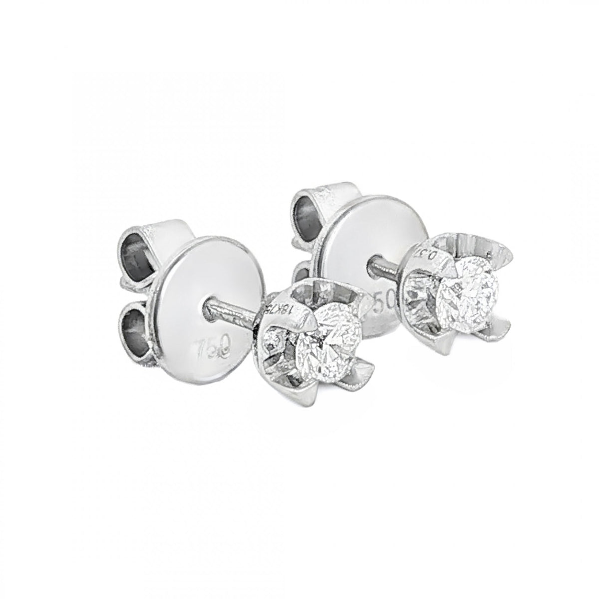 18ct White Gold Diamond Stud Earrings - 5x5mm - 0.30ct
