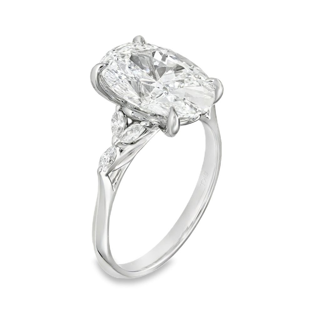 4.20ct White Gold Certified Oval Diamond Engagement Ring -E/VVS2