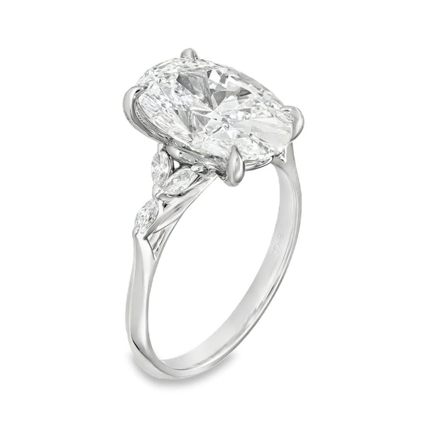 4.20ct White Gold Certified Oval Diamond Engagement Ring -E/VVS2