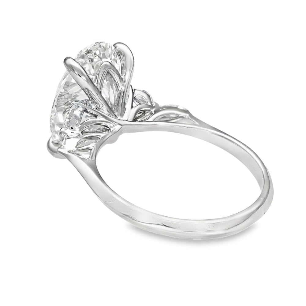 4.20ct White Gold Certified Oval Diamond Engagement Ring -E/VVS2