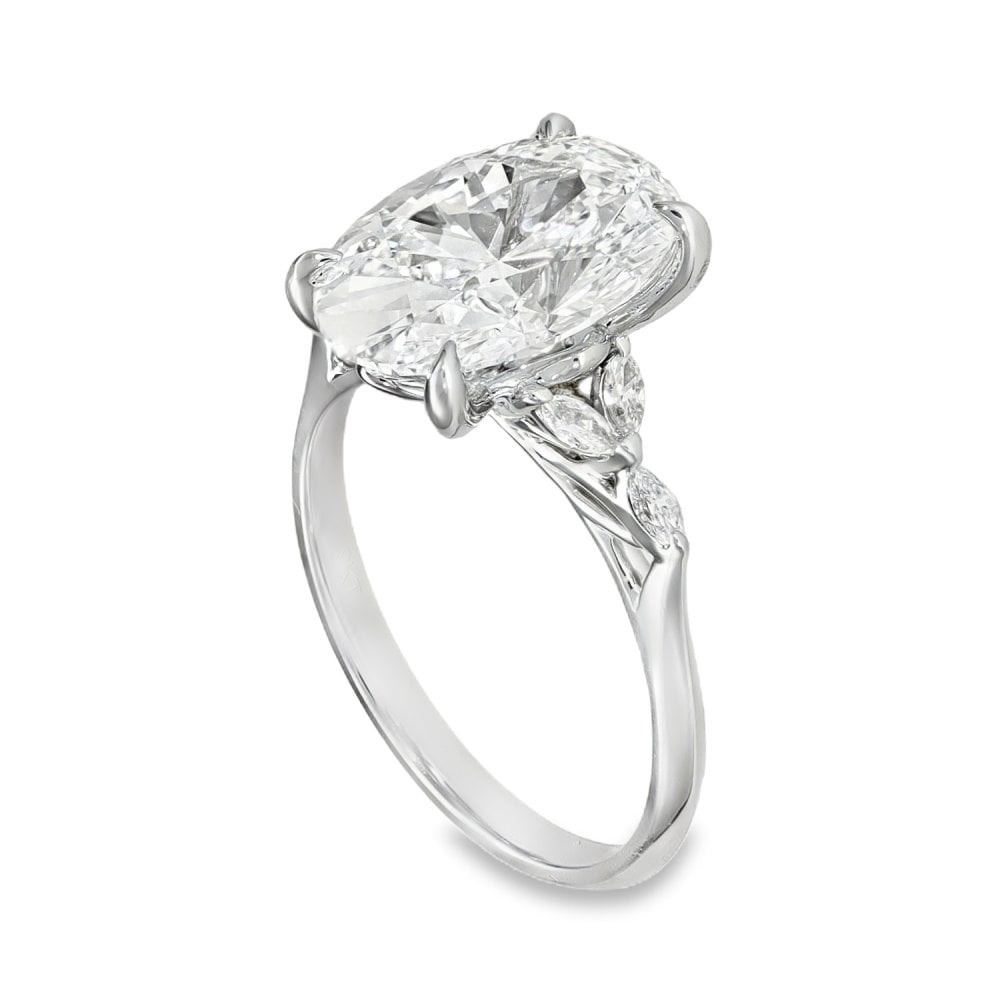 4.20ct White Gold Certified Oval Diamond Engagement Ring -E/VVS2