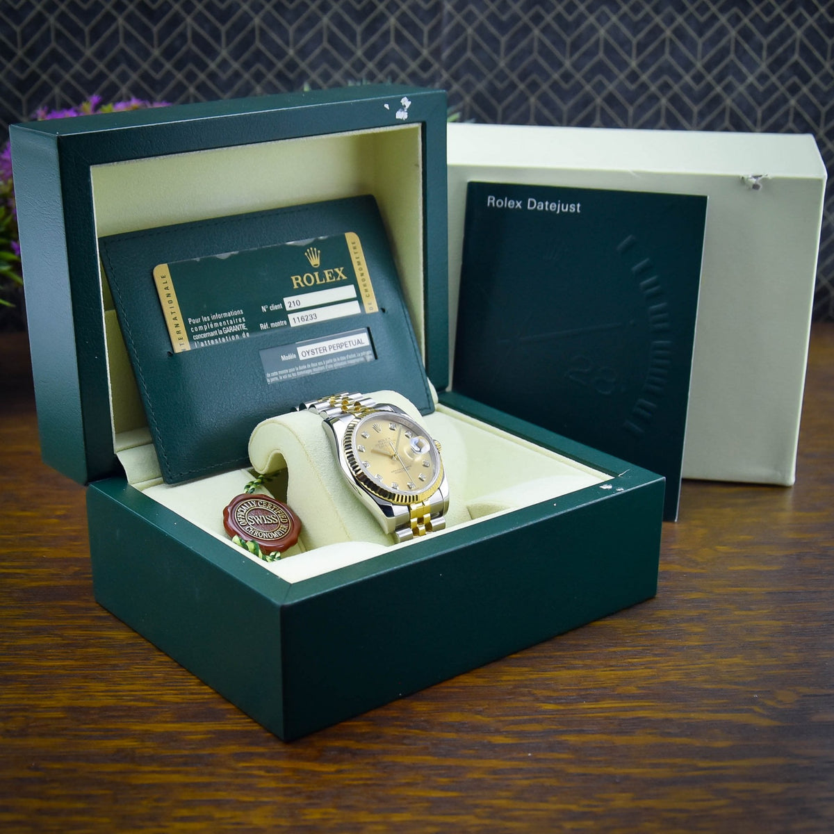 Datejust 116233 – Champagne Diamond Dial – 2013