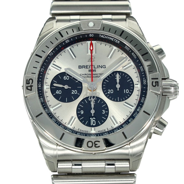 Chronomat B01 42 – Silver Chronograph Dial – Steel Bezel – 2026