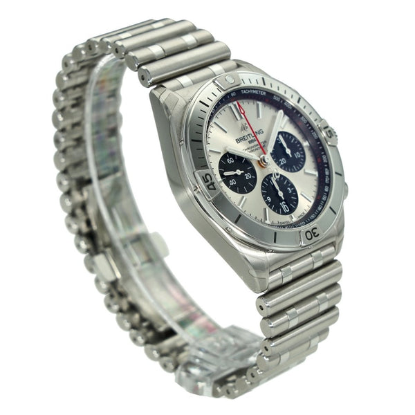 Chronomat B01 42 – Silver Chronograph Dial – Steel Bezel – 2026