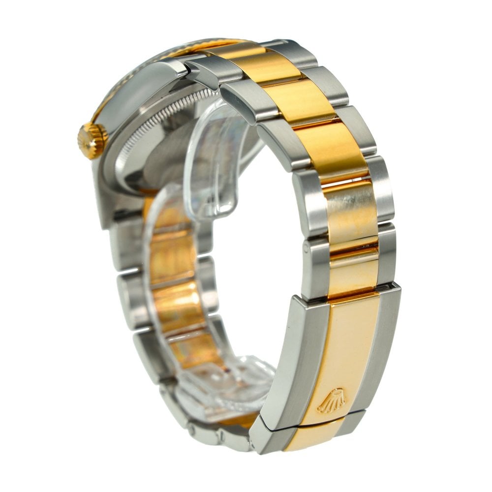 Datejust 36 126233 – Champagne Diamond Dial – 2018