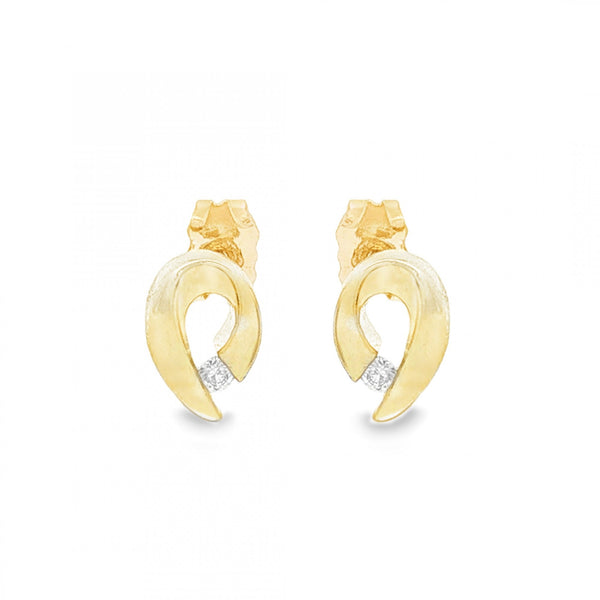 9ct Yellow Gold CZ Swirl Stud Earrings - 6x10x2.5mm - 1.2g