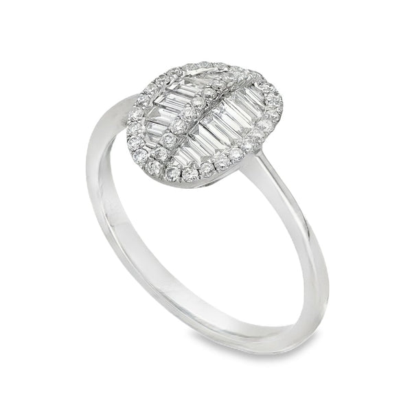18ct White Gold Diamond Oval Cluster Ring - Size M - 0.51ct