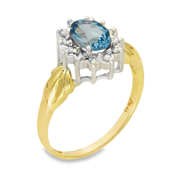9ct Yellow Gold Aquamarine & Diamond Cluster Ring - 0.78ct