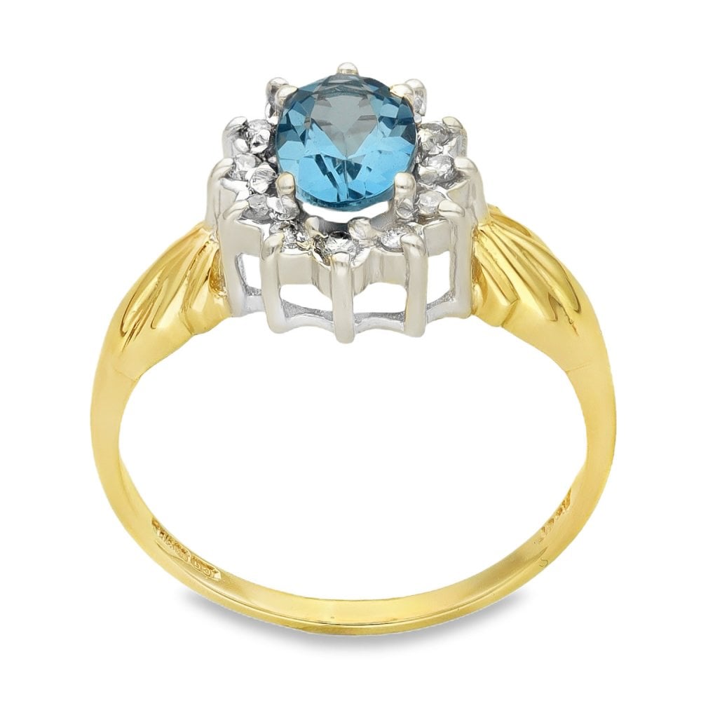 9ct Yellow Gold Aquamarine & Diamond Cluster Ring - 0.78ct