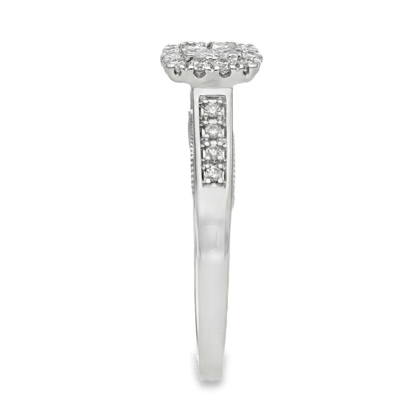 9ct White Gold Diamond Cluster Ring - Size Q½ - 0.50ct