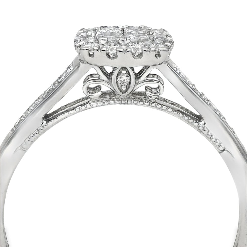 9ct White Gold Diamond Cluster Ring - Size Q½ - 0.50ct