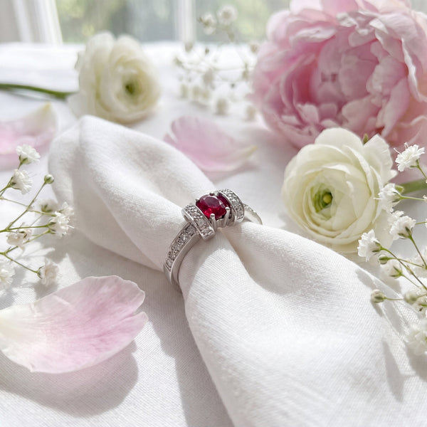 14ct White Gold Ruby & Diamond Ring - Size M - 0.15ct