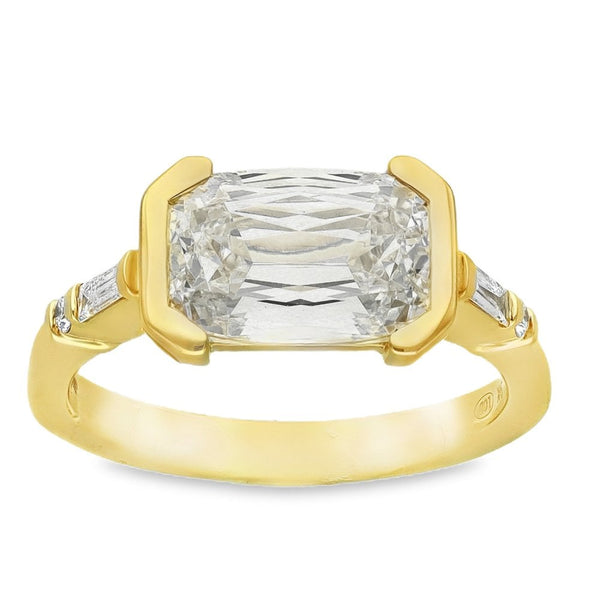 2.66ct Yellow Gold Cushion-Cut Diamond Engagement Ring - F/VVS2