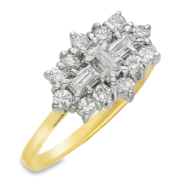 18ct Yellow Gold Diamond Cluster Ring - Size R - 1.00ct
