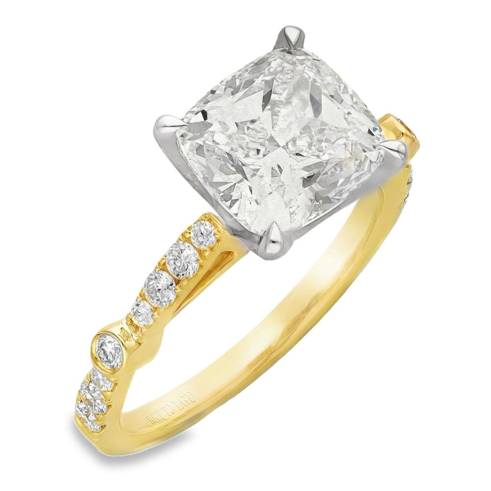 3.35ct Yellow Gold Cushion-Cut Diamond Engagement Ring - F/VS1