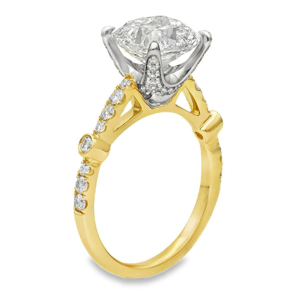 3.35ct Yellow Gold Cushion-Cut Diamond Engagement Ring - F/VS1