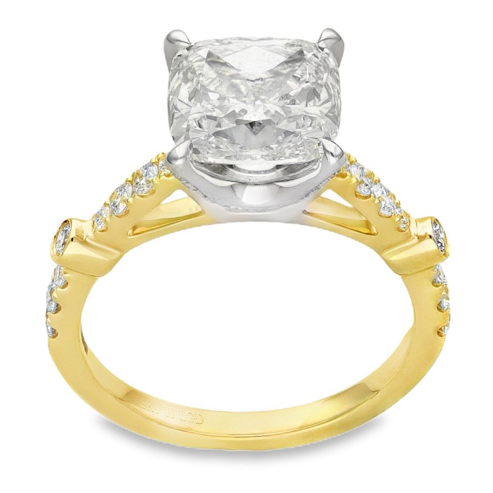 3.35ct Yellow Gold Cushion-Cut Diamond Engagement Ring - F/VS1